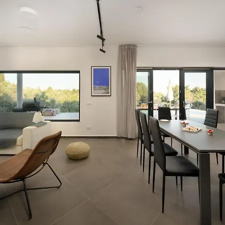 Sea View Monte Alba فيلة *